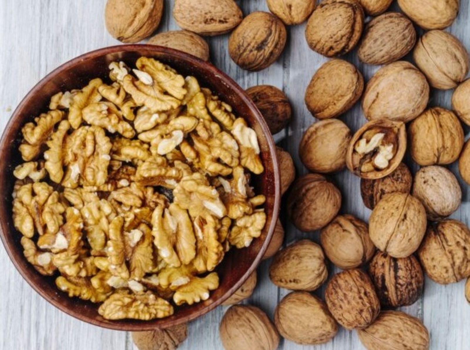 Әстерхан чикләвеген ничек чистартырга?