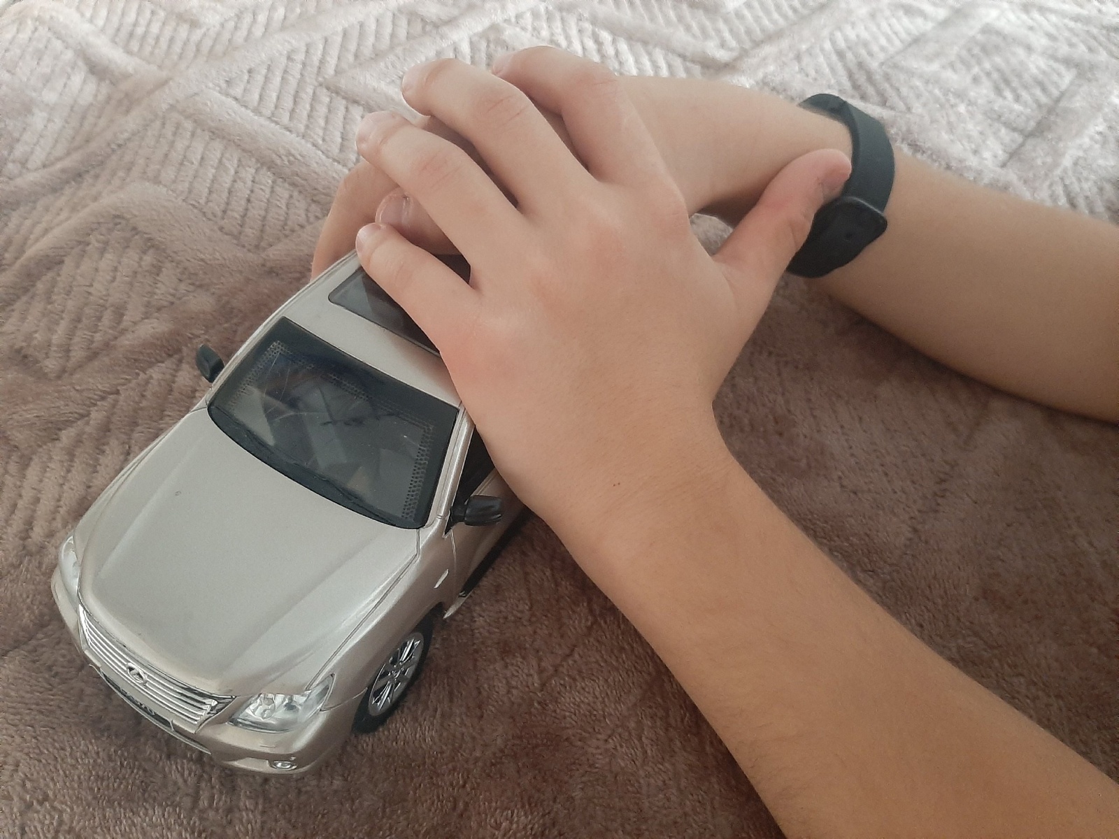 Кычкырмагыз, түбәнсетмәгез!