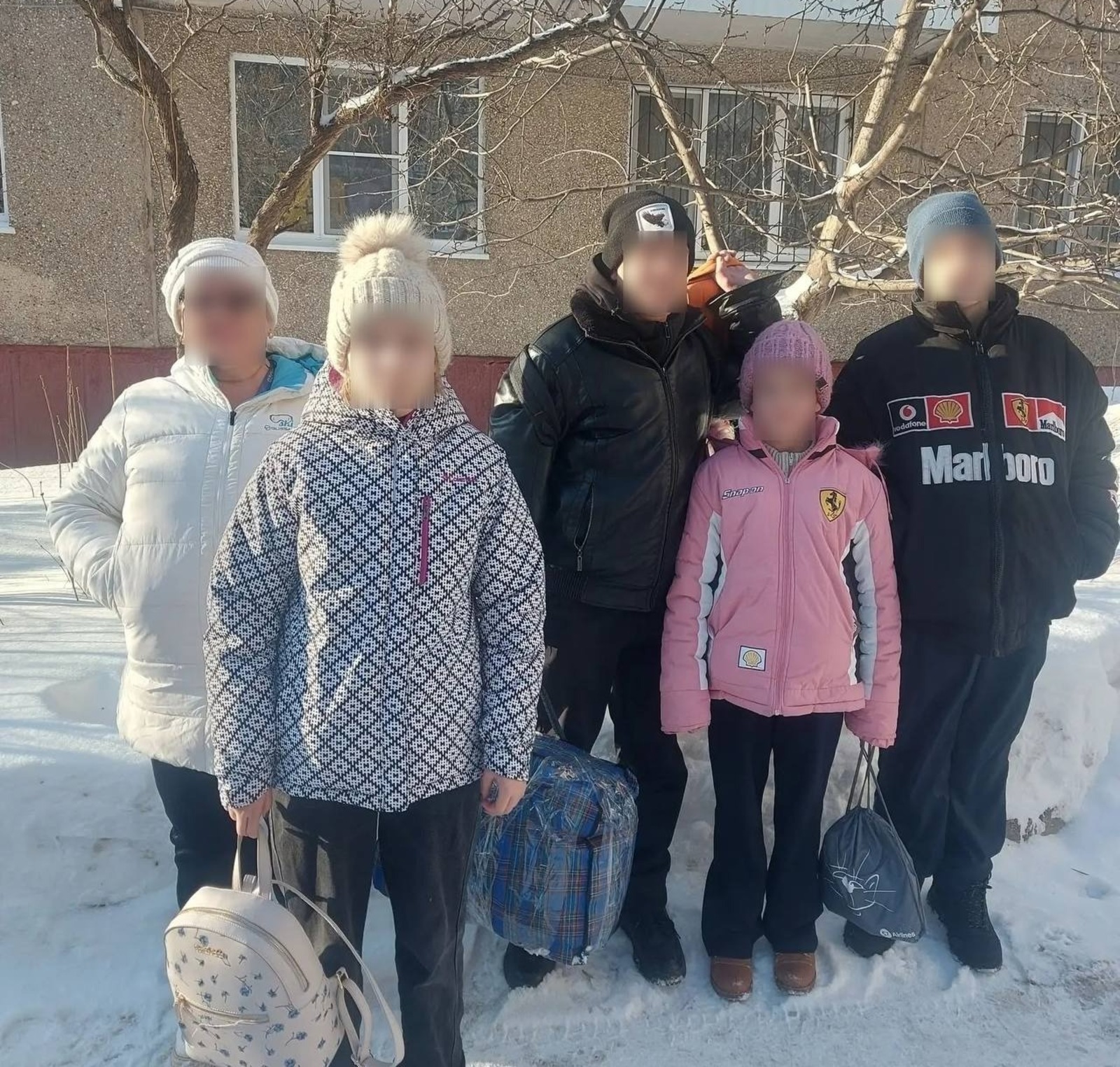 Балалар әтиләре янына кайтты