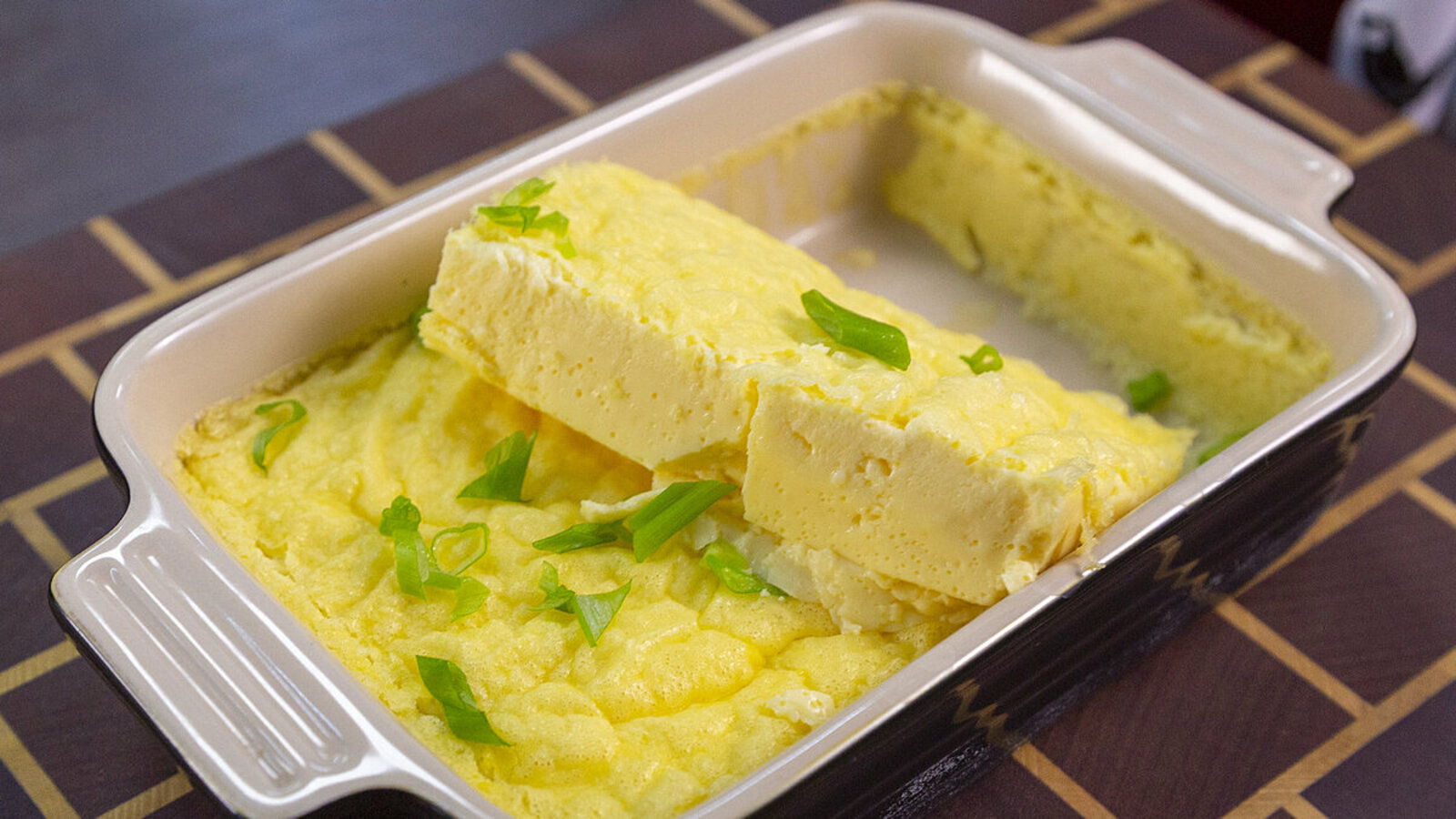 Күпереп торган йомырка тәбәсе