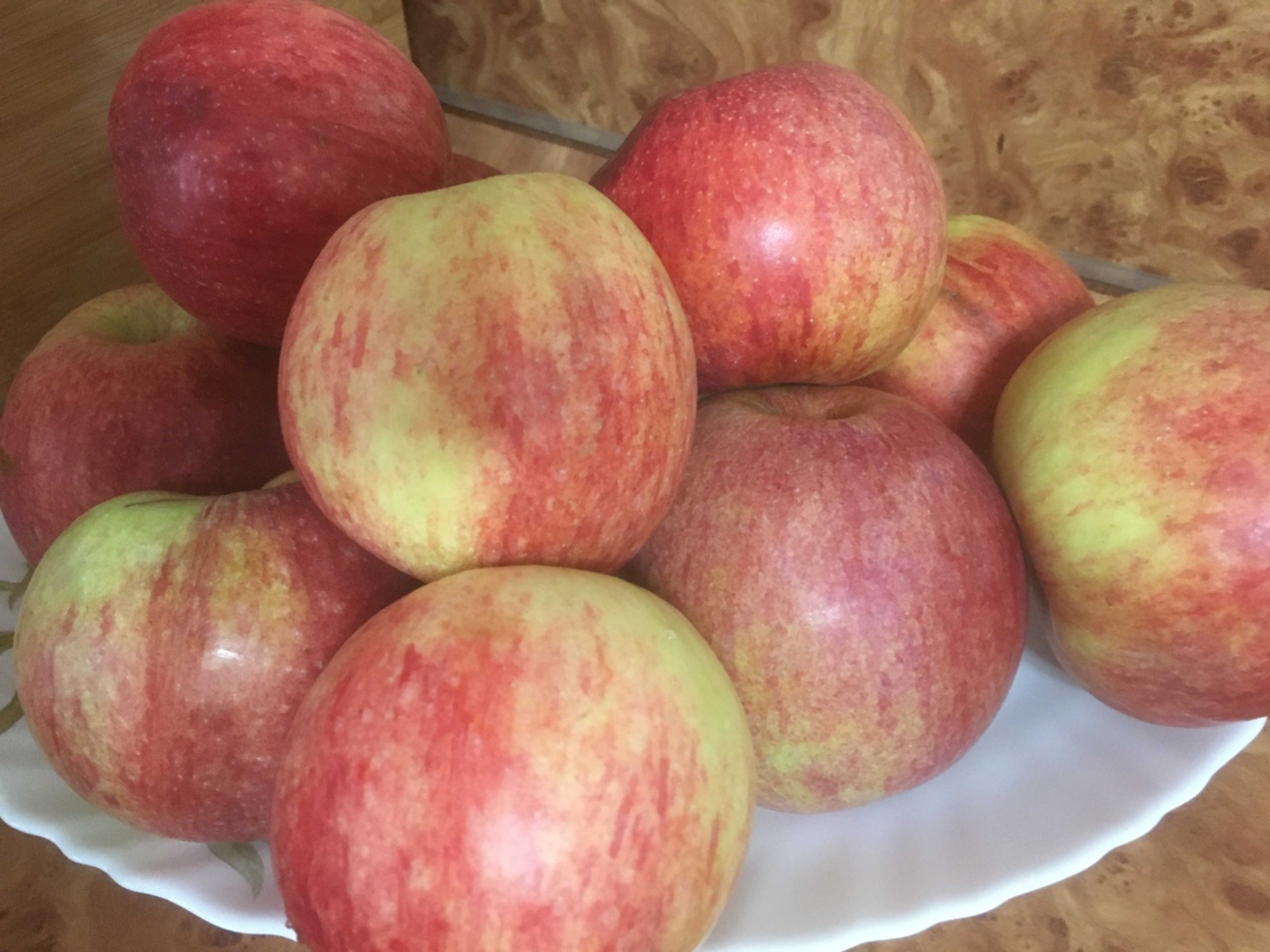 Башка җимешләр белән аралаштырып ашагыз!