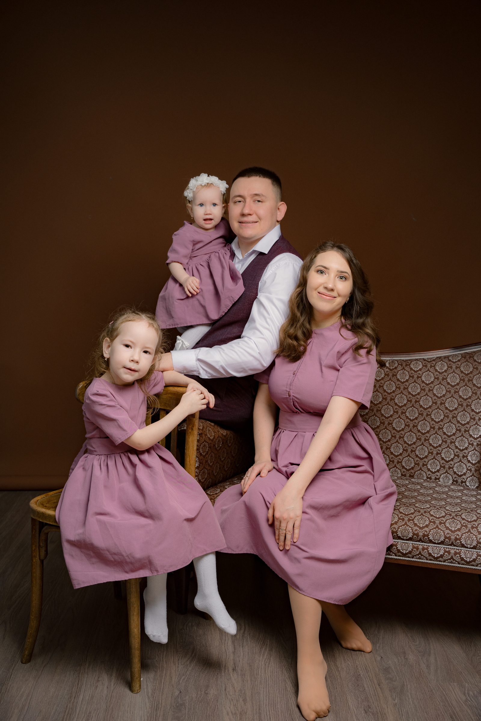 Туган телдә җырлап үсәбез!